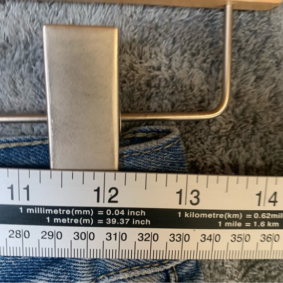 Toteme Twisted Seam High Rise Cropped Ankle Soft 100% Cotton Denim 25/25 Luxury - Picture 9 of 16